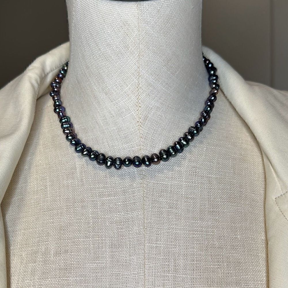 Iridescent Navy Pearl Necklace